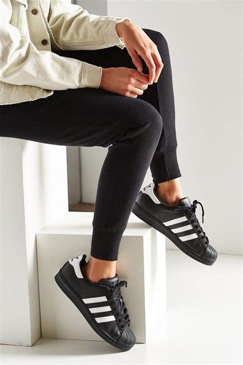 Girls' Black Superstar Shoes 